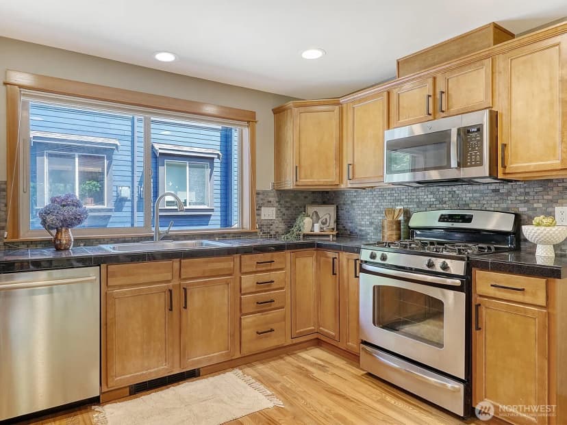 Property photo for 2130 N 113th Street #a, Seattle photo 13