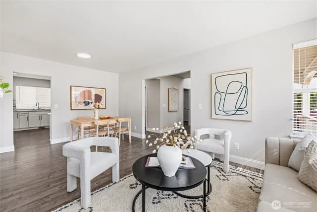 Property photo for 8658 S 123rd Street, Seattle photo 4