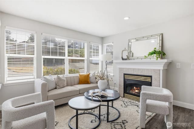 Property photo for 8658 S 123rd Street, Seattle photo 2