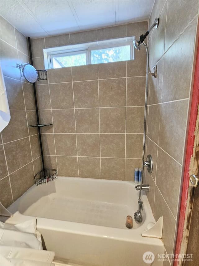 Property photo for 4816 252nd Street Ne, Arlington photo 5