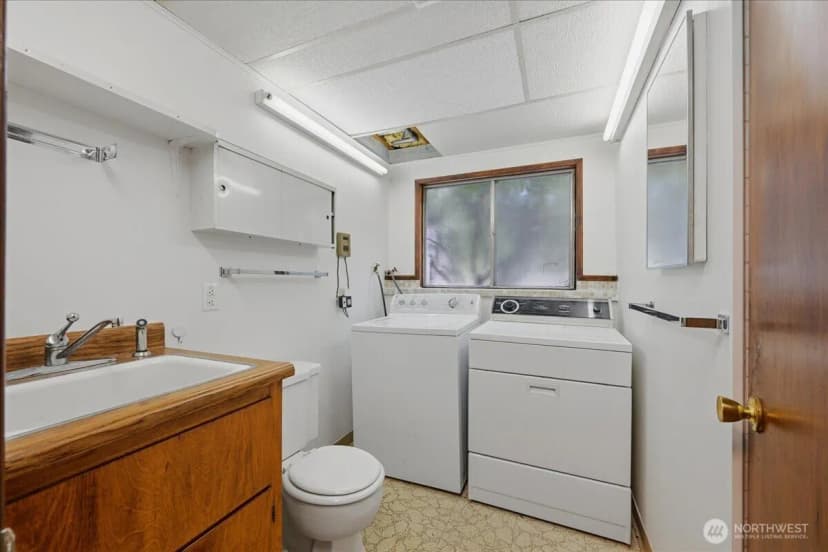 Property photo for 14036 17th Avenue Ne, Seattle photo 15