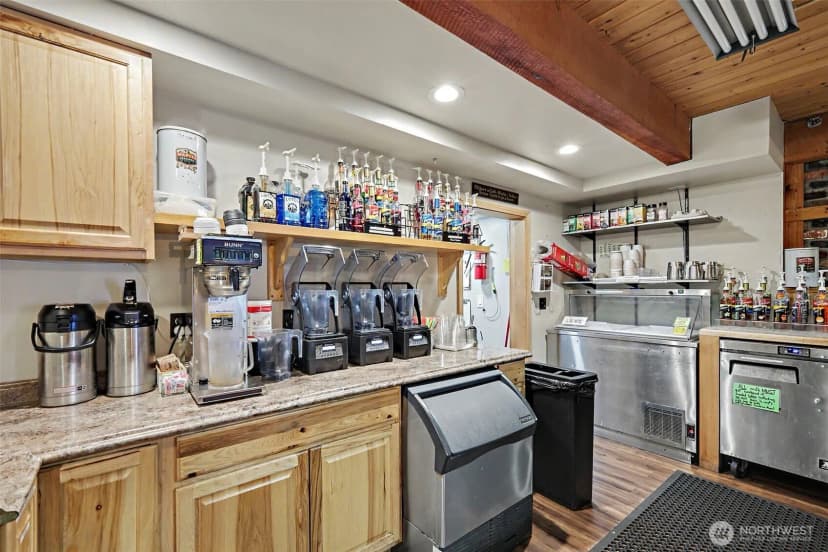 Property photo for 58414 State Route 410 E, Greenwater photo 23