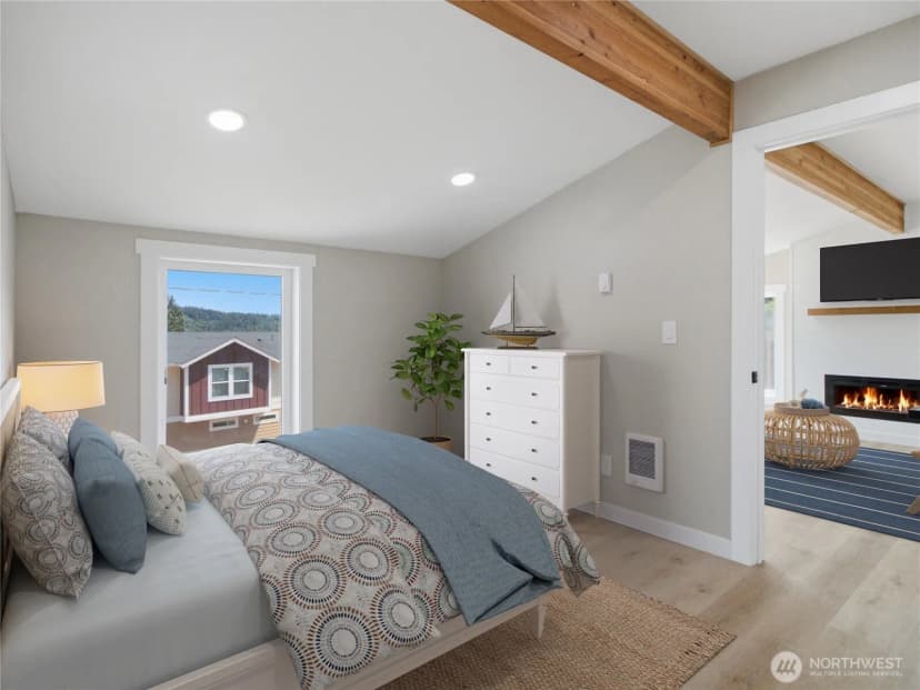 Property photo for 5600 Ocean View Boulevard Ne, Bremerton photo 16