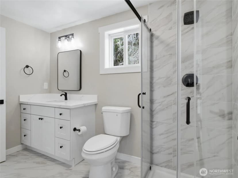 Property photo for 5600 Ocean View Boulevard Ne, Bremerton photo 20