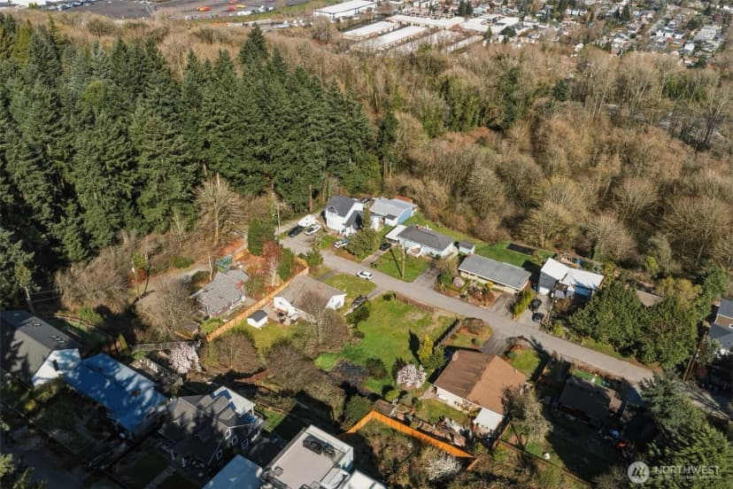 Property photo for 9017 3rd Avenue Sw, Seattle photo 8