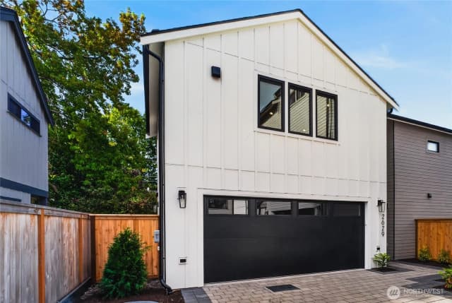 Property photo for 2629 34th Avenue W, Seattle