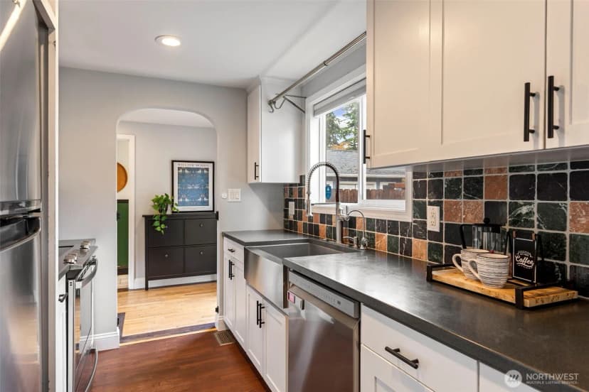 Property photo for 2369 Winfield Avenue, Bremerton photo 10
