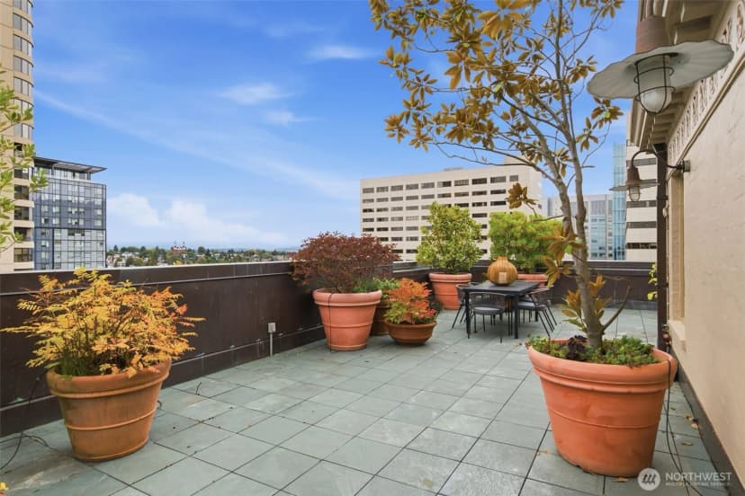 Property photo for 1223 Spring Street #1200, Seattle photo 37