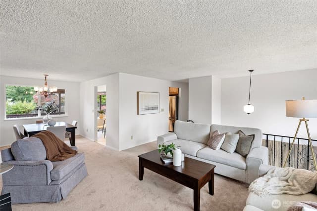 Property photo for 1216 N Woodlawn Street, Tacoma photo 5