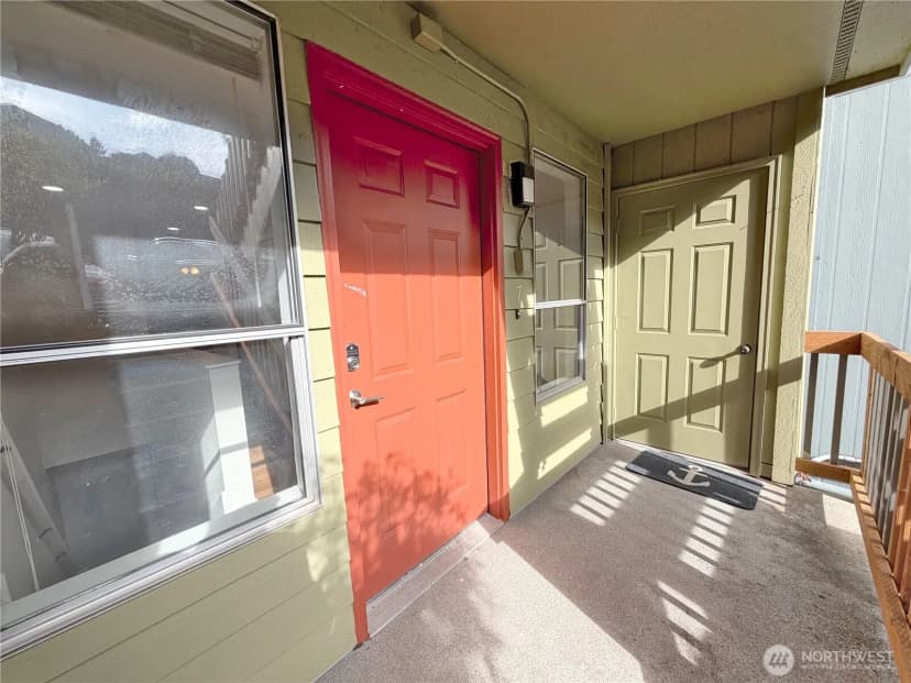 Property photo for 500 N National Avenue #7, Bremerton photo 2