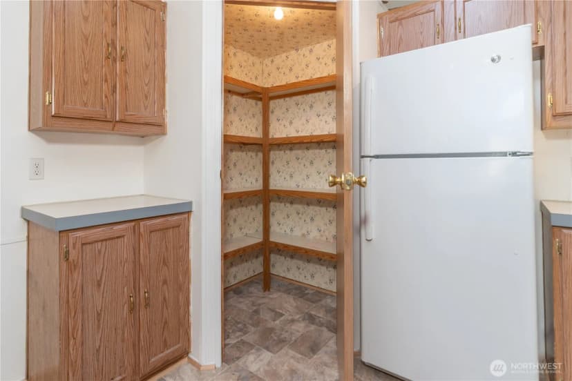 Property photo for 7043 Taurus Lane Ne, Bremerton photo 9