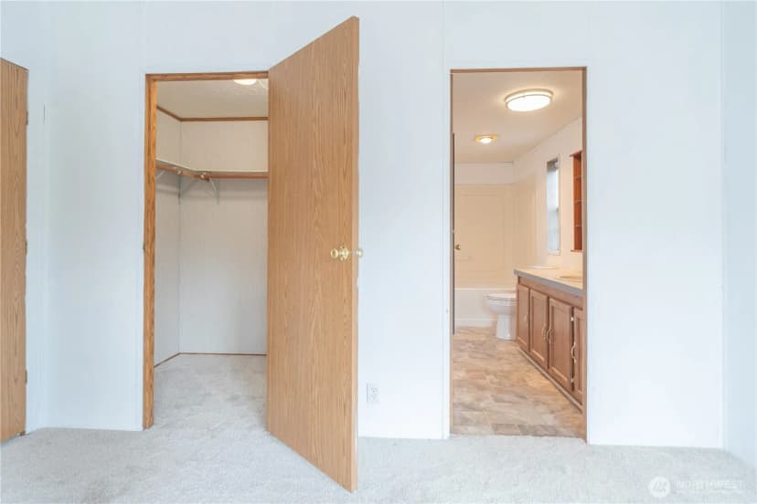 Property photo for 7043 Taurus Lane Ne, Bremerton photo 14