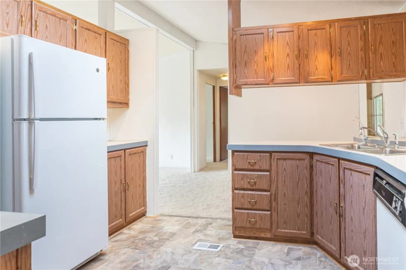 Property photo for 7043 Taurus Lane Ne, Bremerton photo 10