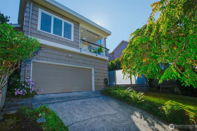 Property photo for 3829 43rd Avenue Ne, Seattle photo 34