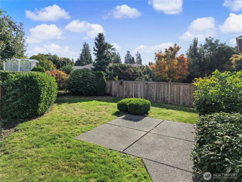 Property photo for 2113 12th Avenue Nw, Puyallup photo 23