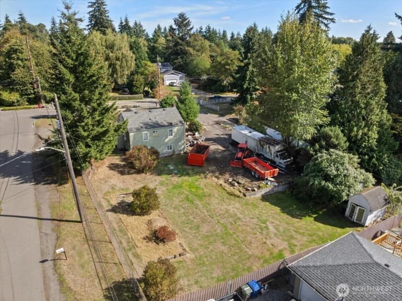Property photo for 12005 5th Avenue S, Seattle photo 12