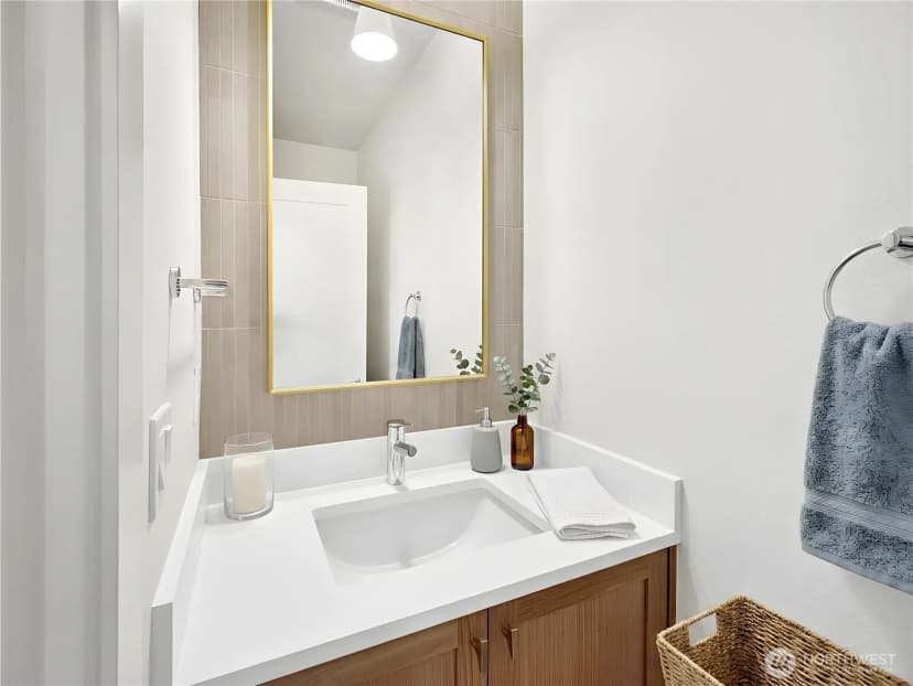 Property photo for 1411 N 48th Street, Seattle photo 15