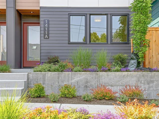 Property photo for 1411 N 48th Street, Seattle photo 3