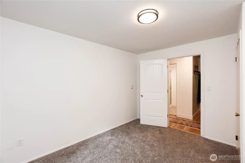 Property photo for 1214 Taylor Avenue N #101, Seattle photo 23