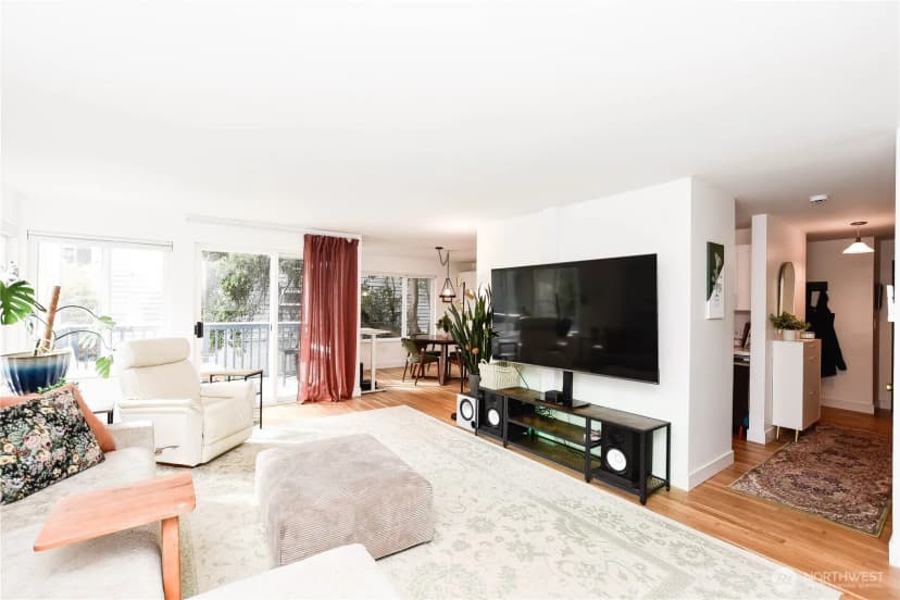 Property photo for 1214 Taylor Avenue N #101, Seattle photo 3