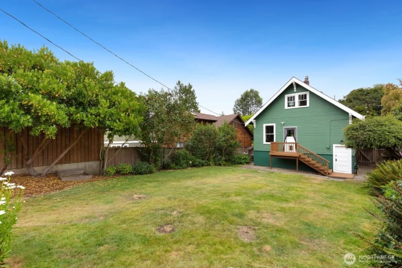 Property photo for 4611 34th Avenue W, Seattle photo 30