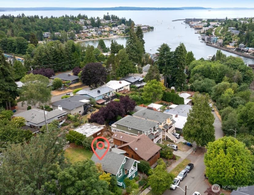 Property photo for 4611 34th Avenue W, Seattle photo 34