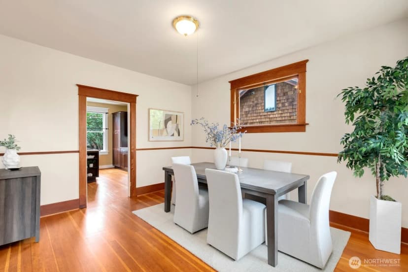Property photo for 4611 34th Avenue W, Seattle photo 11