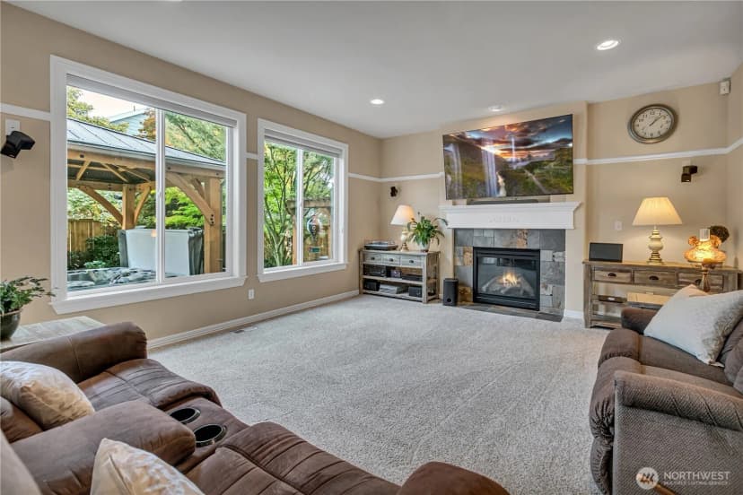 Property photo for 32136 Bruckners Way, Black Diamond photo 2