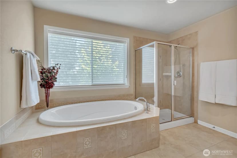 Property photo for 32136 Bruckners Way, Black Diamond photo 20