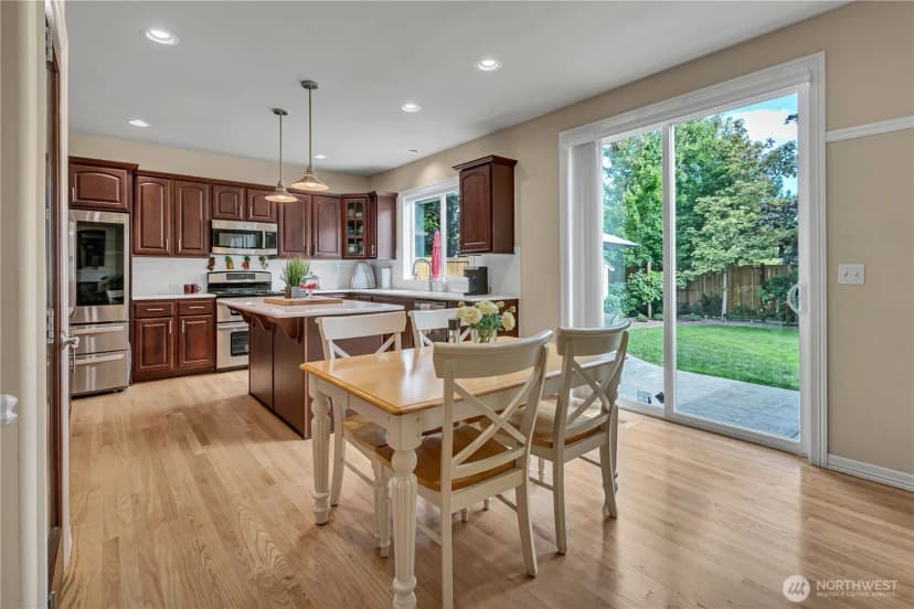 Property photo for 32136 Bruckners Way, Black Diamond photo 12