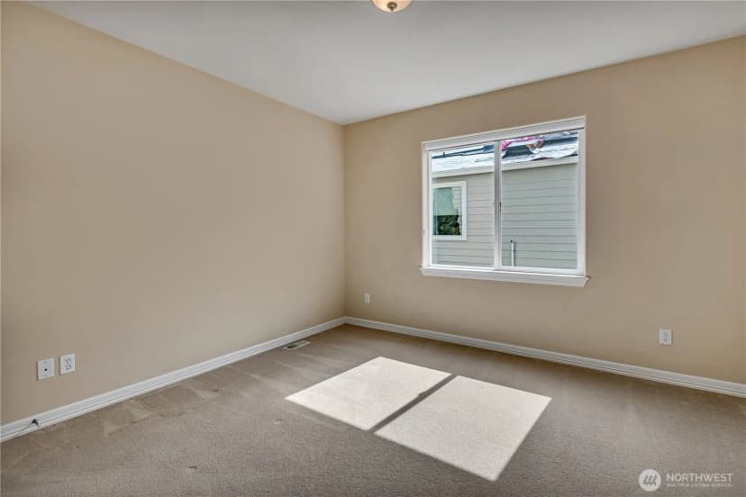 Property photo for 32136 Bruckners Way, Black Diamond photo 28