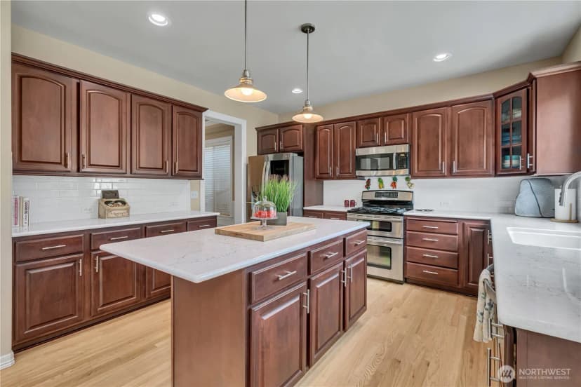Property photo for 32136 Bruckners Way, Black Diamond photo 10