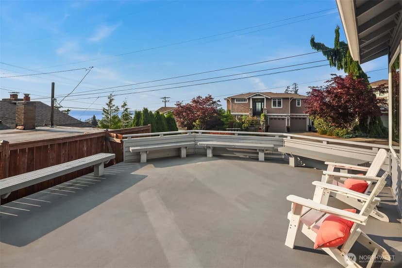 Property photo for 912 Cedar Street, Edmonds photo 12