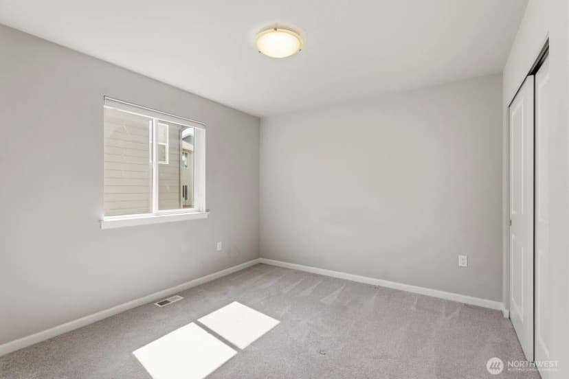 Property photo for 2466 Ne Athlon Court, Poulsbo photo 26