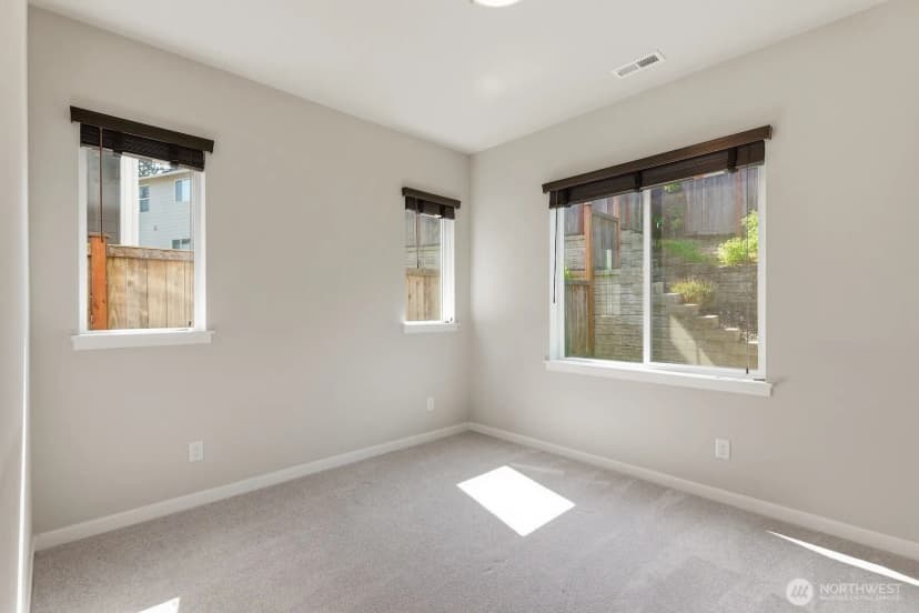 Property photo for 2466 Ne Athlon Court, Poulsbo photo 13