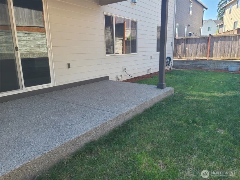 Property photo for 2466 Ne Athlon Court, Poulsbo photo 32