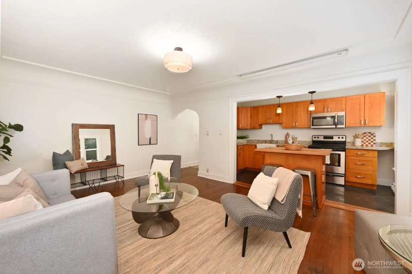 Property photo for 735 Federal Avenue E #5, Seattle photo 5