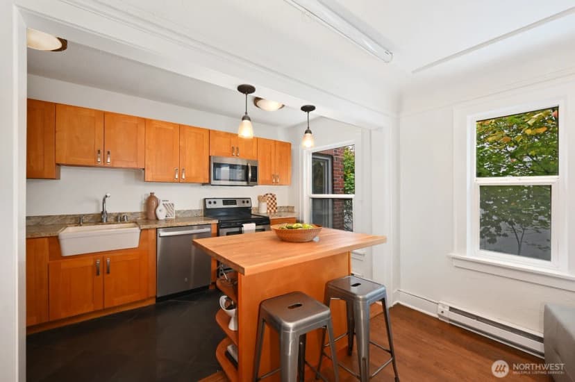 Property photo for 735 Federal Avenue E #5, Seattle photo 7