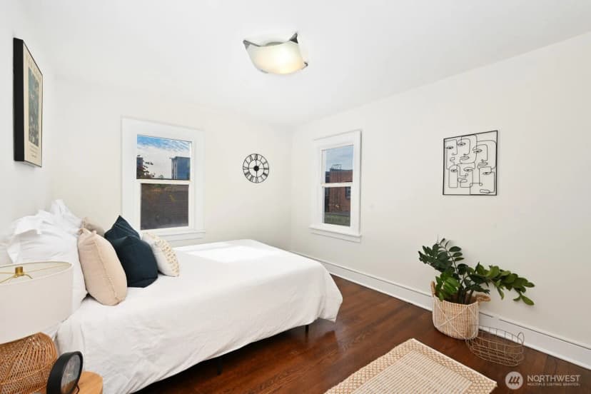 Property photo for 735 Federal Avenue E #5, Seattle photo 10