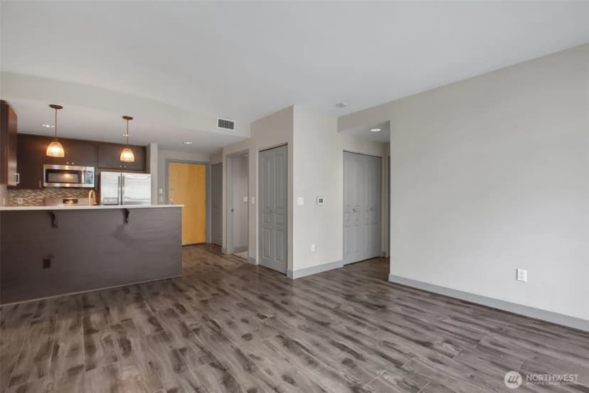 Property photo for 2929 1st Avenue #1106, Seattle photo 5