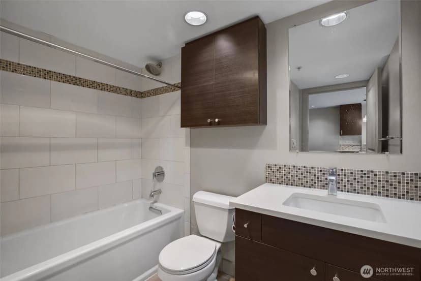 Property photo for 2929 1st Avenue #1106, Seattle photo 13