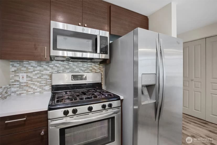 Property photo for 2929 1st Avenue #1106, Seattle photo 12