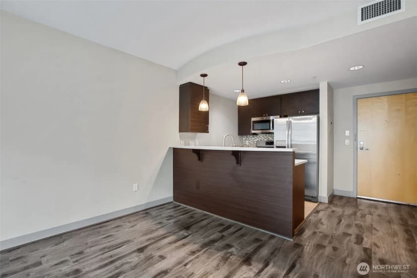 Property photo for 2929 1st Avenue #1106, Seattle photo 8