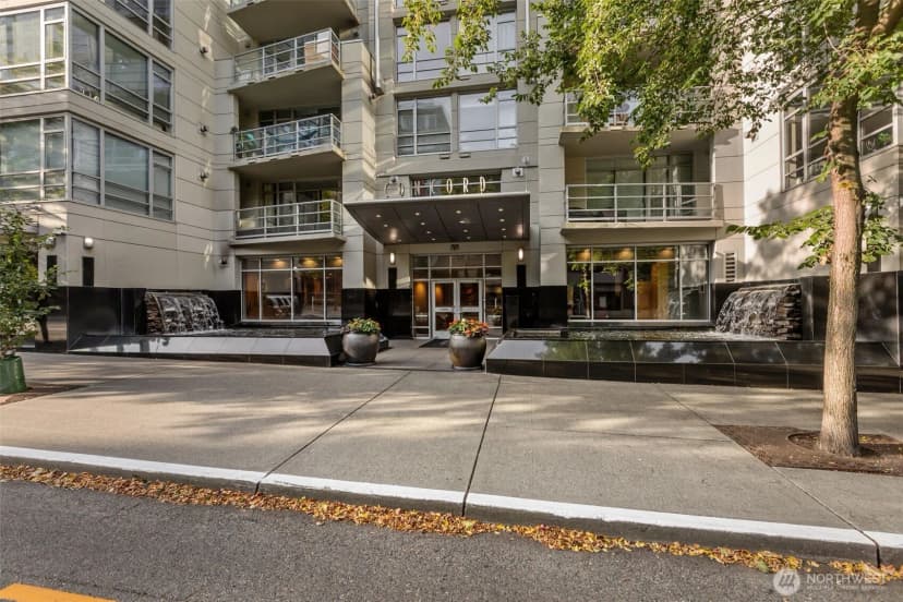 Property photo for 2929 1st Avenue #1106, Seattle