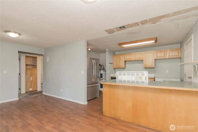 Property photo for 15210 16th Avenue E, Tacoma photo 17