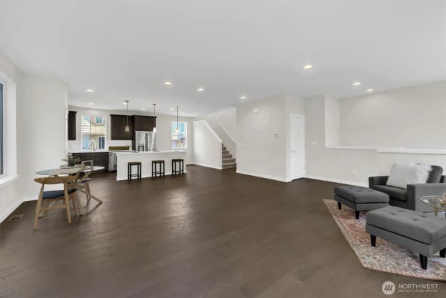 Property photo for 14610 36th Avenue Ne, Lake Forest Park photo 3