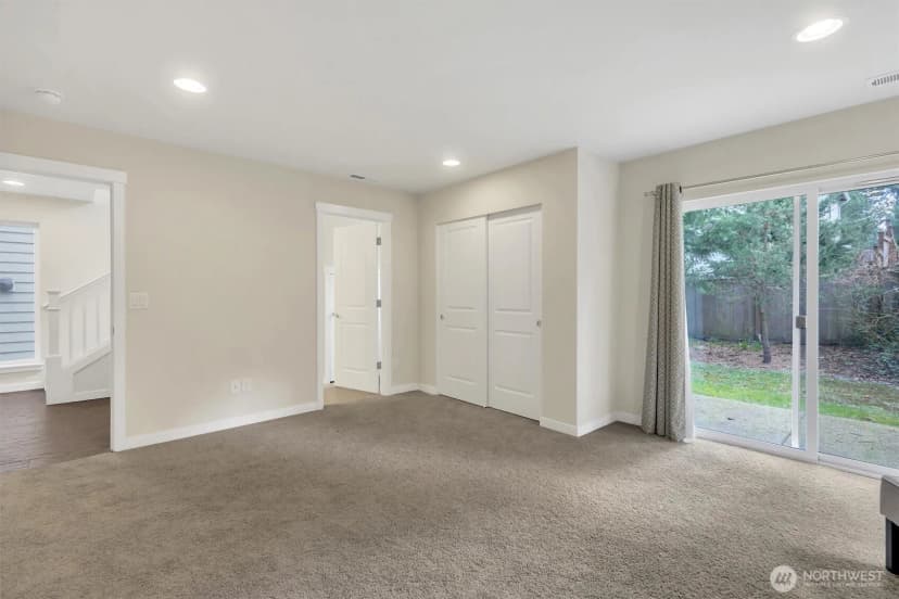 Property photo for 14610 36th Avenue Ne, Lake Forest Park photo 26