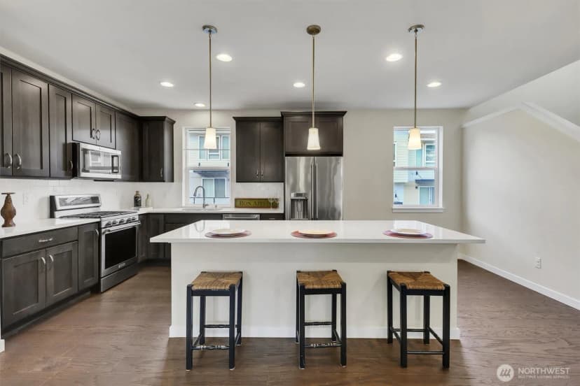 Property photo for 14610 36th Avenue Ne, Lake Forest Park photo 5