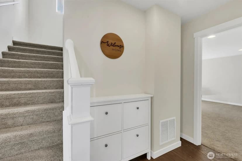 Property photo for 14610 36th Avenue Ne, Lake Forest Park photo 23