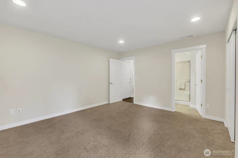 Property photo for 14610 36th Avenue Ne, Lake Forest Park photo 27